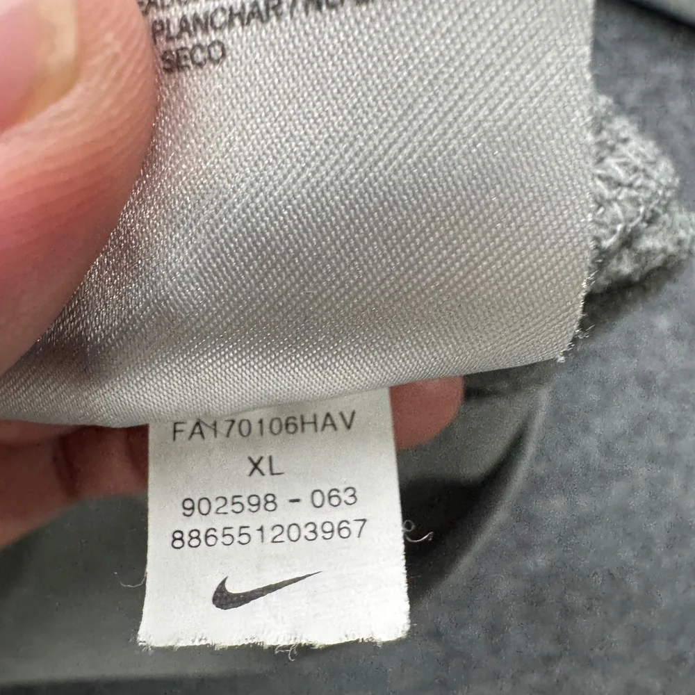 Nike Dri-FIT Hoodie Mens XL Gray Long Sleeve Football Moisture‎ Wicking Running